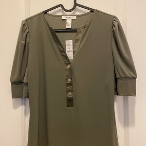 White House Black Market Sage Blouse